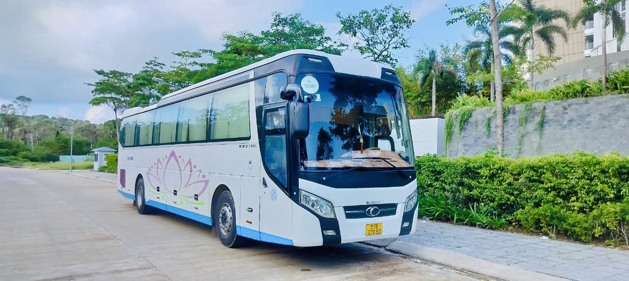 Chi phí thuê xe cho nhóm 15 người đi Phú Quốc mới nhất hiện nay 