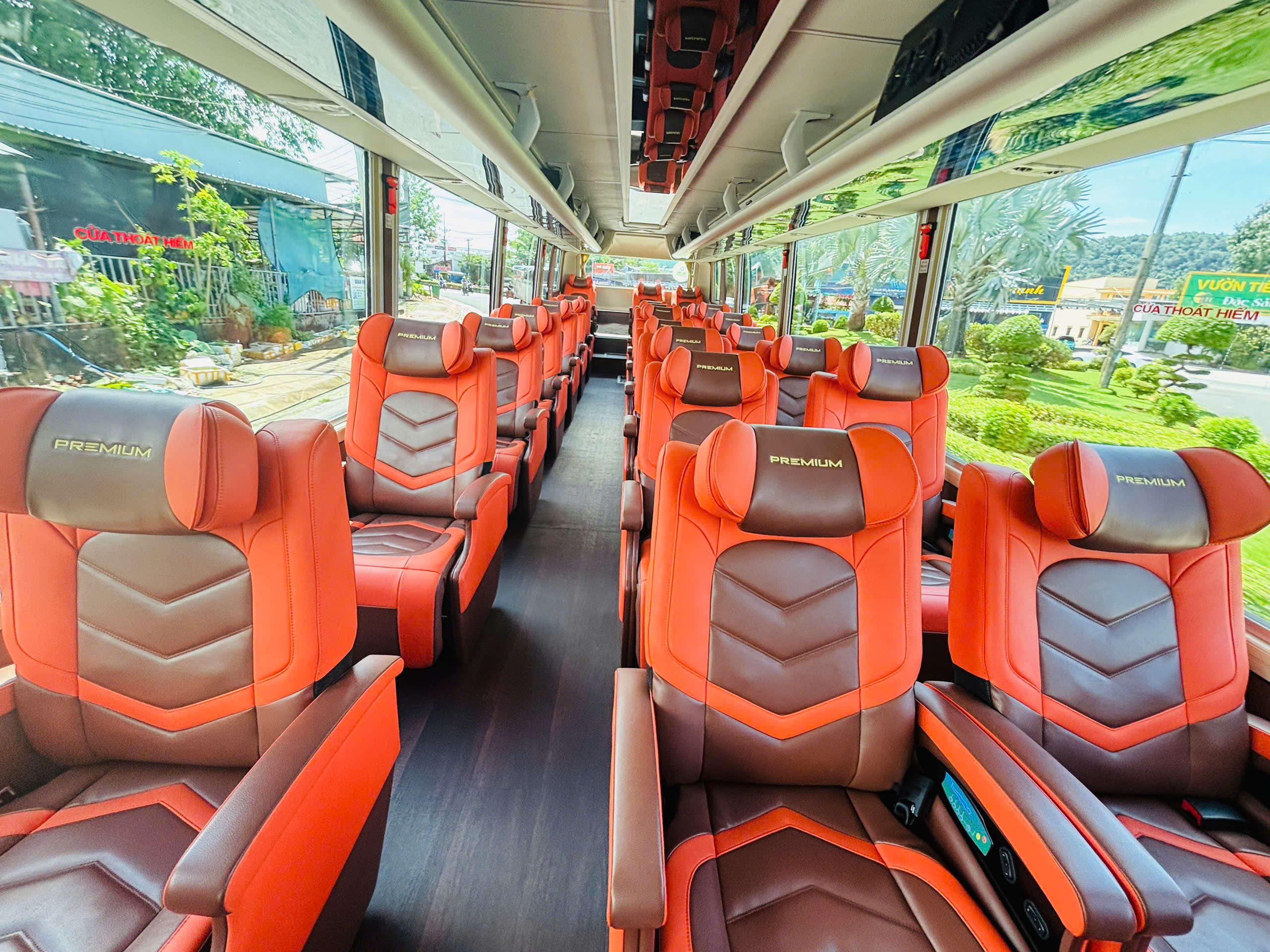 Dịch vụ cho thuê xe Limousine 